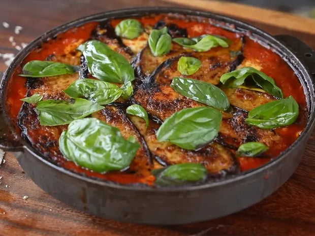 <h3><strong>Eggplant Parmigiana</strong></h3>
