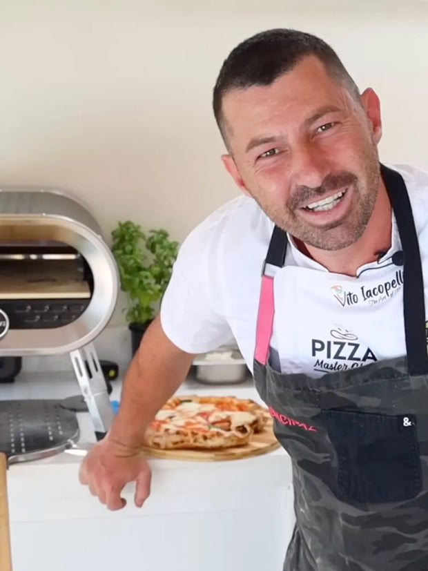 <p><strong>Revolve pizza oven perfect for beginners</strong></p>