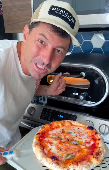 <h4><strong>You want to step up with an indoor pizza oven? Here you have it</strong></h4>